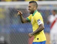 南宫28-美洲杯倒计时，瓦伦西亚今晨篮板制胜，细节引发关注，管理层满意，球队文化被再次提及(哥伦比亚评美洲杯决赛)