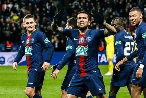 南宫娱乐- 今日巴黎圣日耳曼的首发11人