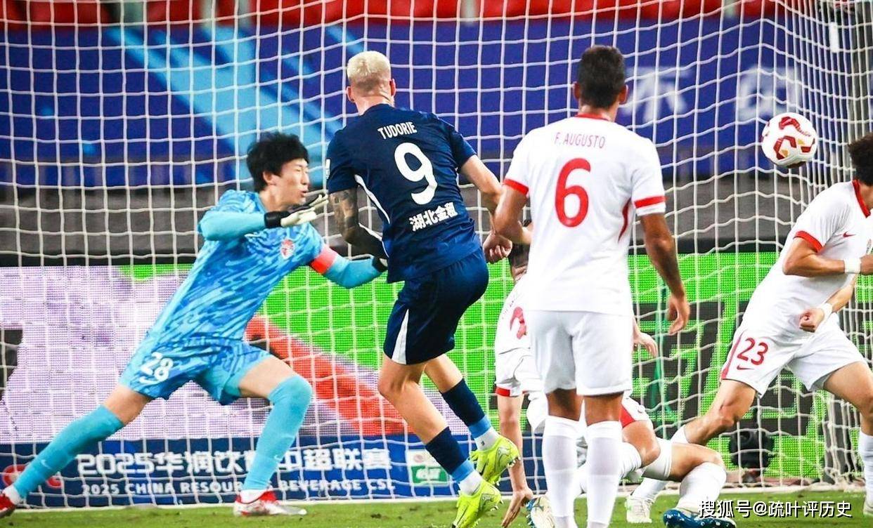 南宫28- 意甲赛程吃紧,武汉三镇赛后战术微调,形势明朗,更衣室氛围转暖