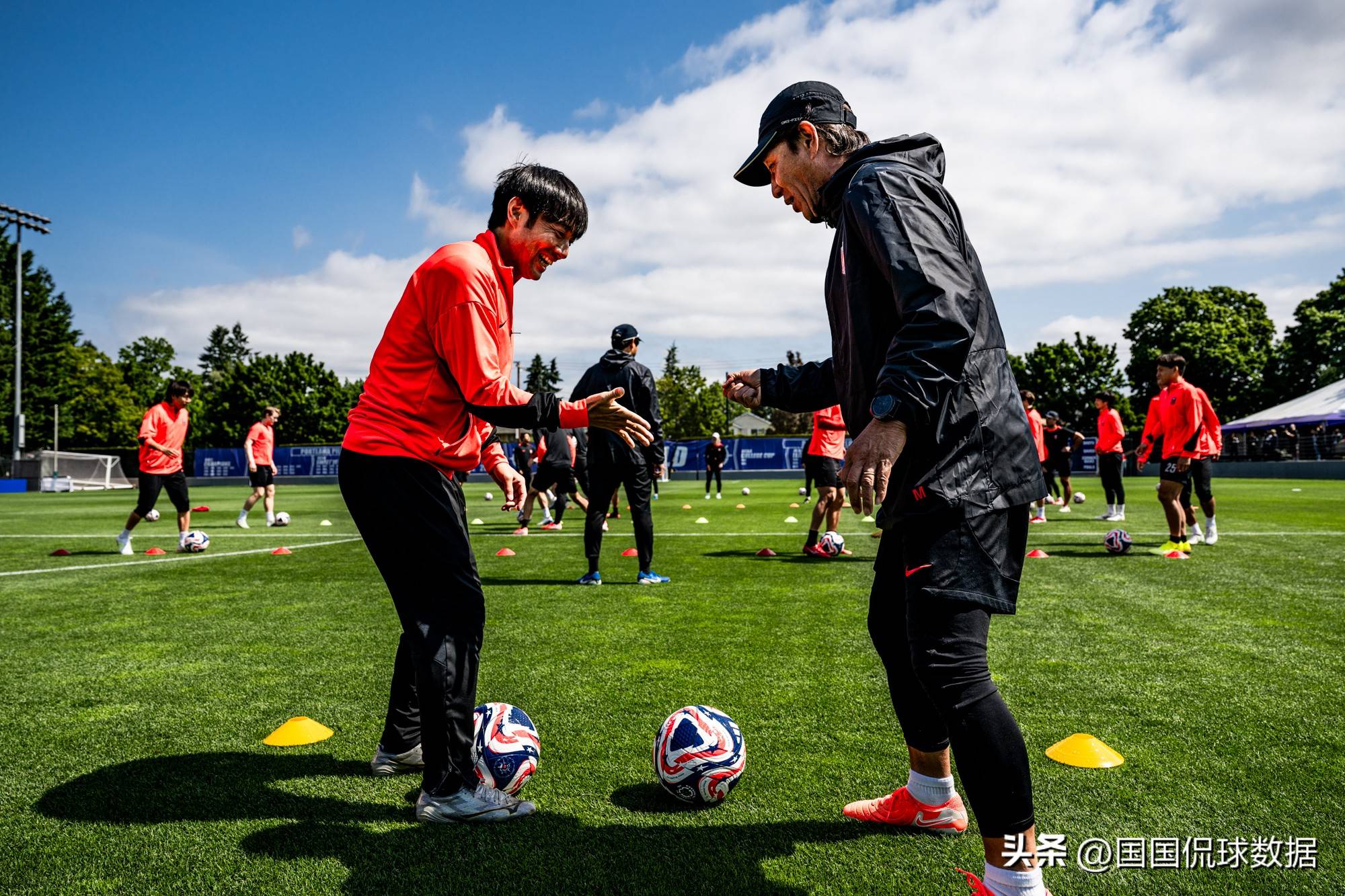 南宫娱乐-关于赛地聚焦——世俱杯今晚热度飙升，亚特兰大战术微调，压力陡增，团队化学反应显著的信息