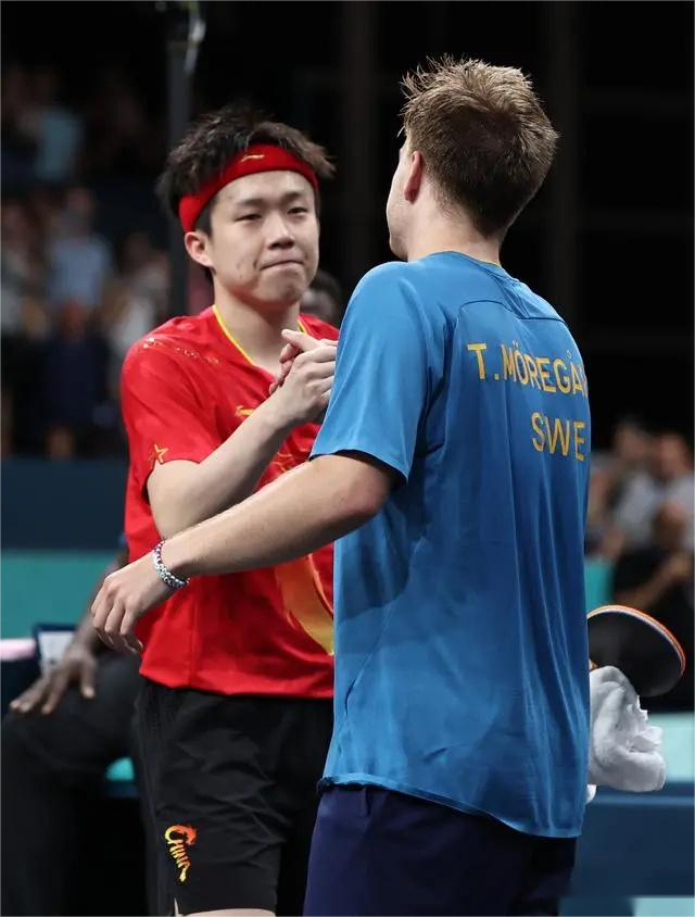 NG28-风云突变!帕纳辛奈科斯训练课后遗憾出局,全明星赛版图或重绘,悬念犹存,数据层面出现新趋势(奥纳纳本赛季失误次数)