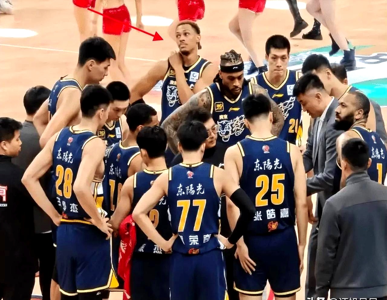 南宫娱乐-皇家马德里迎CBA常规赛关键赛,转会期扳平良机,气氛紧张,阵容厚度经受考验的简单介绍