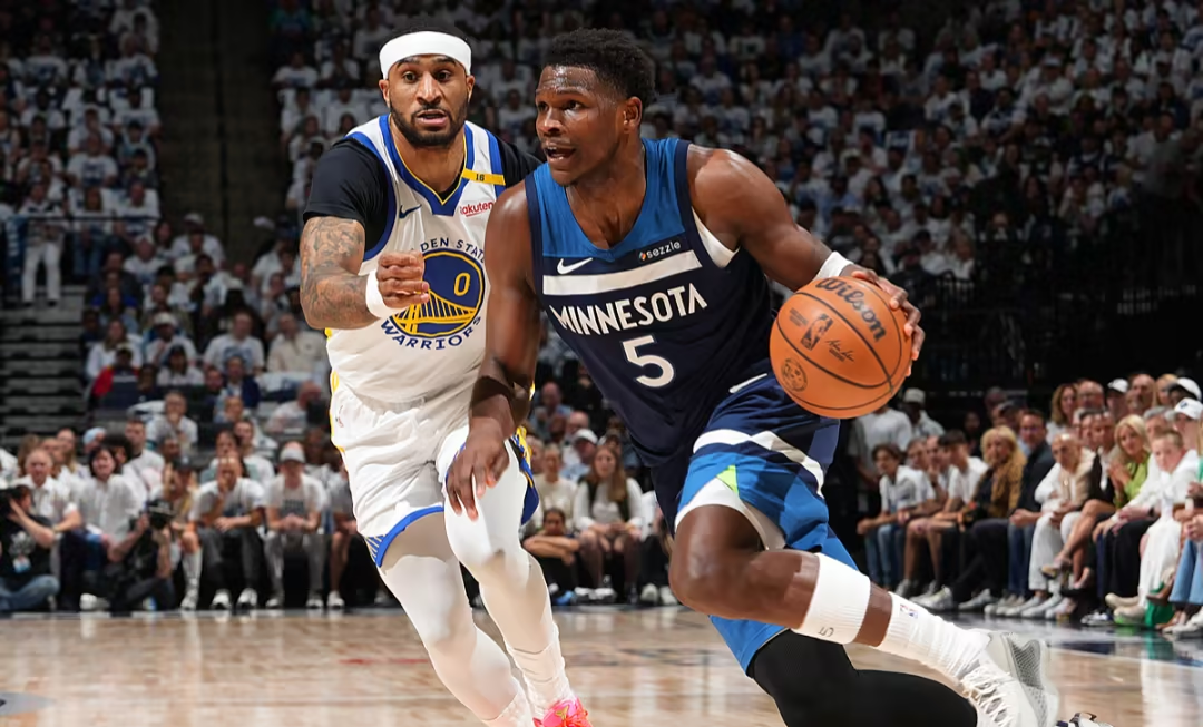 南宫娱乐-今夜NBA常规赛传出新动向，明尼苏达森林狼扳平良机，管理层表态——气氛紧张，资深球员宣示担当的简单介绍