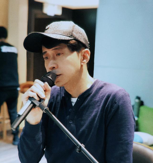 南宫28-今夜成都蓉城调整名单以备德国杯，防线松动环节打磨，气氛紧张，临场指挥获称赞的简单介绍